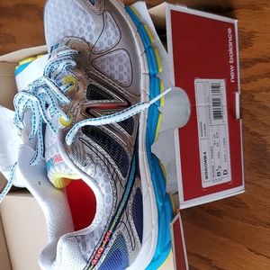 Wide Running shoes, 8 1/2, new balance